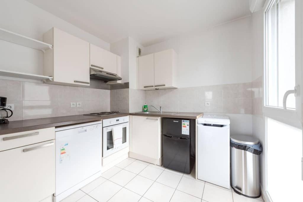 Prague Apartment In Disneyland Монтеврен Екстер'єр фото